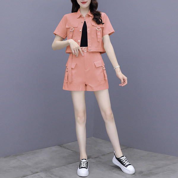 Ljetni casual komplet - kratka jakna i hlače s džepovima