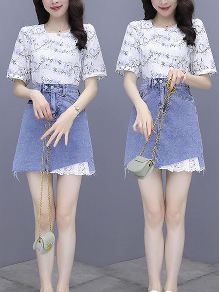 Модерен дамски комплект от две части -блуза и пола от деним