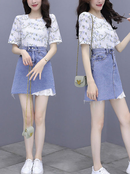 Модерен дамски комплект от две части -блуза и пола от деним