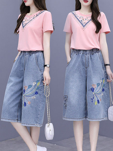 Ženski komplet - traperice s vezom i majica