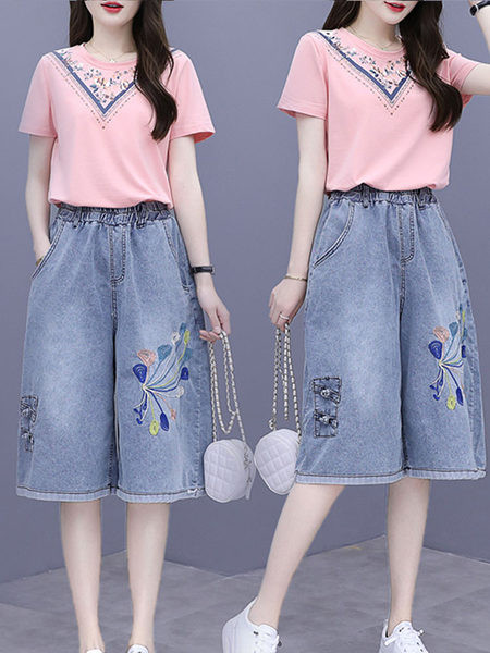 Ženski komplet - traperice s vezom i majica