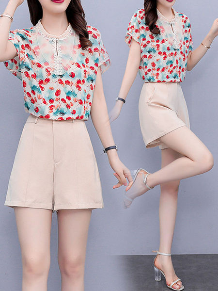 Naiste moodne kaheosaline komplekt - särk ja lühikesed püksid