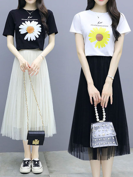 Suvine komplekt - T-särk trükise ja plisseeritud tüllseelikuga