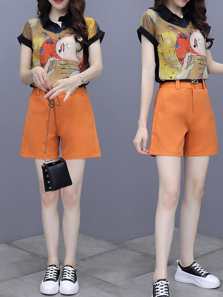 Komplet od dva komada kratkih hlača s majicom u boji za žene