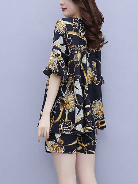 Värviline naiste komplekt - pluus ja lühikesed püksid