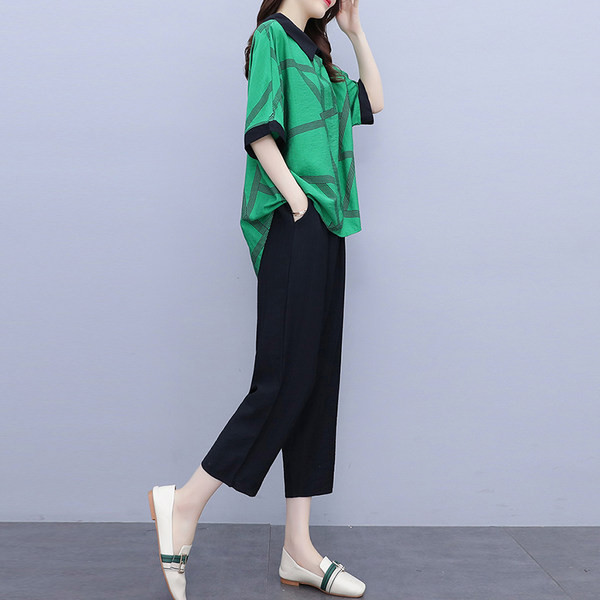 Ежедневен дамски комплект от две части -блуза и панталон