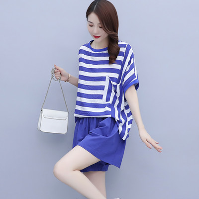 Γυναικείο casual σετ - σορτς και μπλούζα