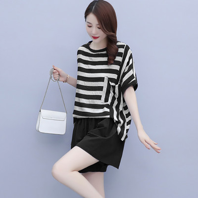 Γυναικείο casual σετ - σορτς και μπλούζα