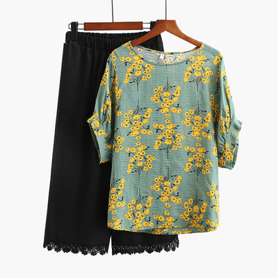 Γυναικείο σετ με φλοράλ μοτίβα νέο μοντέλο