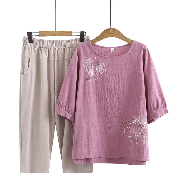 Lai tikandiga naistekomplekti mudel