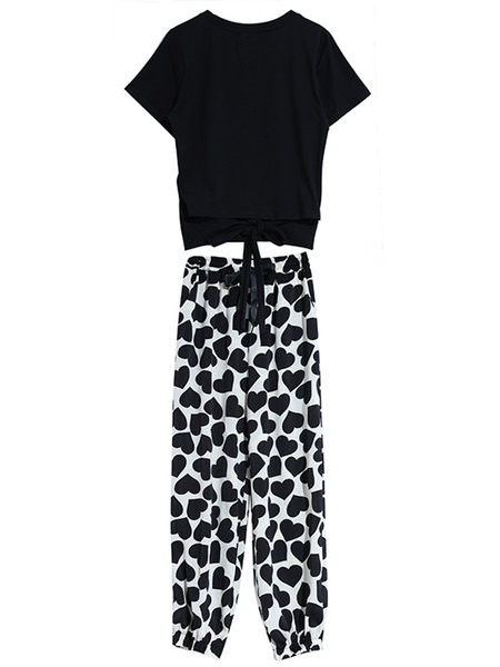 Suvine komplekt suurtes suurustes - T-särk ja püksid