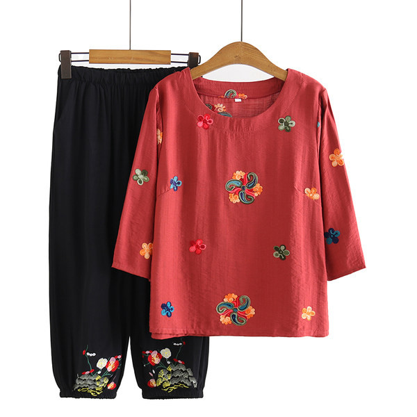 Kaheosaline tikandiga naiste komplekt