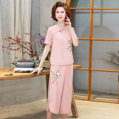 Летен комплект от две части за жени с бродерия