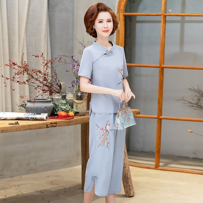 Летен комплект от две части за жени с бродерия