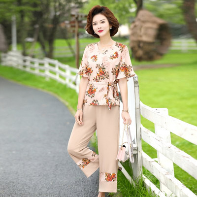 Γυναικείο καλοκαιρινό σετ με φλοράλ στάμπα - μεγάλο μέγεθος