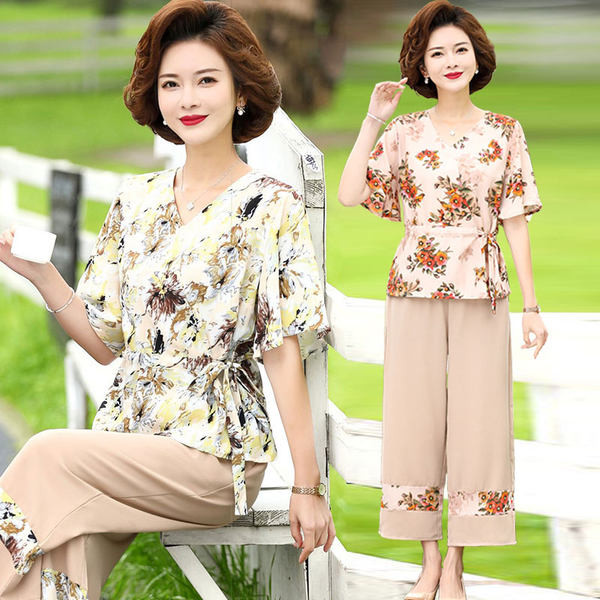 Γυναικείο καλοκαιρινό σετ με φλοράλ στάμπα - μεγάλο μέγεθος