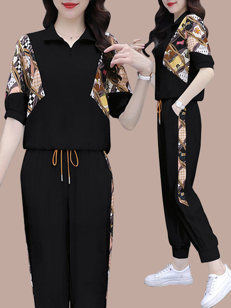 Дамски спортно-ежедневен сет с шарен десен