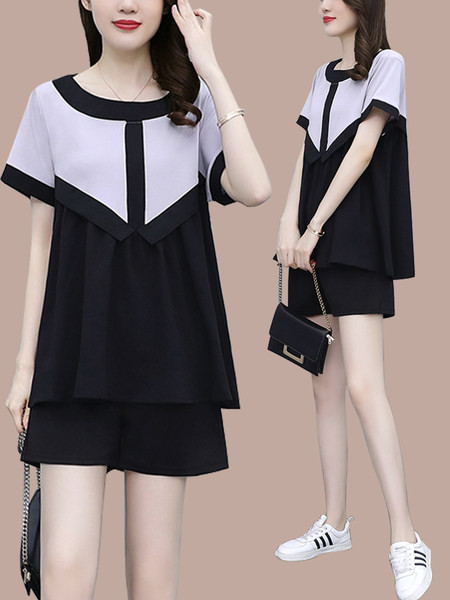 Ženski komplet - kratke hlače sa bluzom