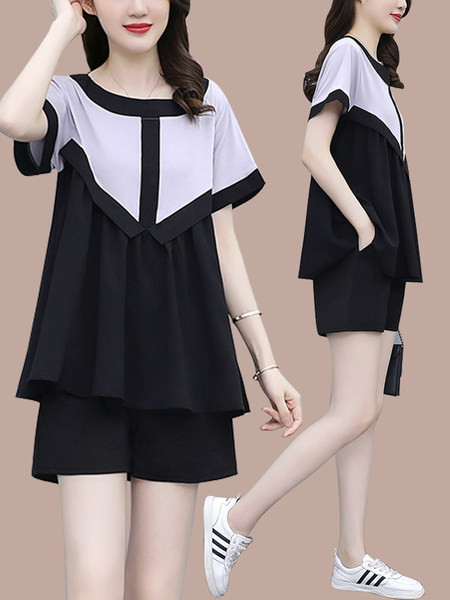 Ženski komplet - kratke hlače sa bluzom