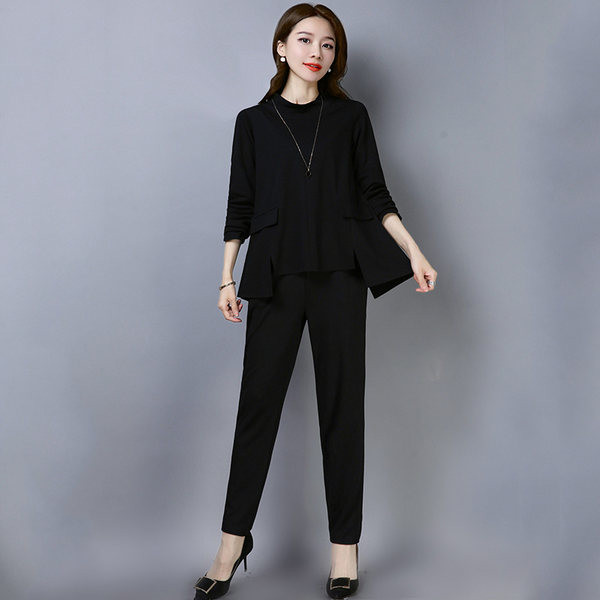 Naiste komplekt kaheosalisest pikkade varrukatega pluusi ja kõrge vöökohaga pükstega