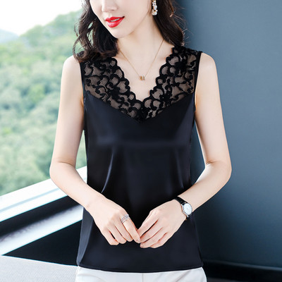 Naiste satiinist topp pitsi ja spitsikaelusega