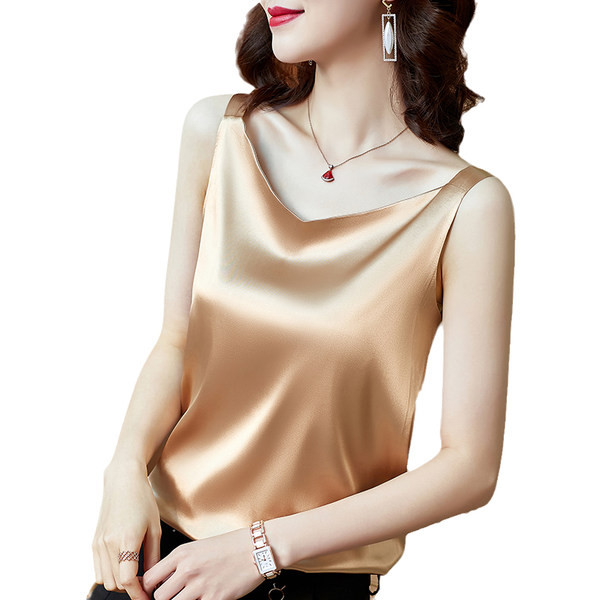 Suveks sobiv kolmes värvitoonis naiste topp