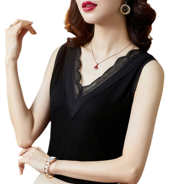 Aktuális női felső, spitz nyakkivágással