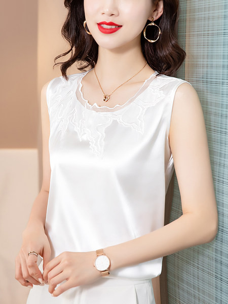 Stiilne ümara kaelusega naiste topp