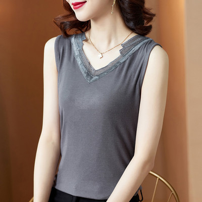 Modern, V-nyakú női felső