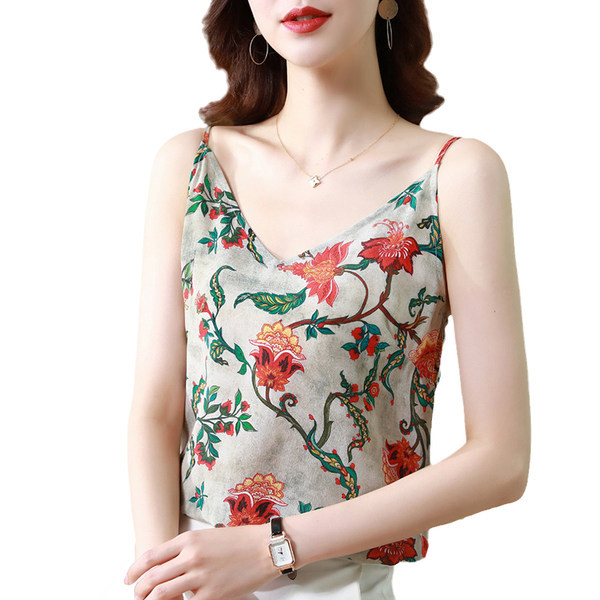 Õhukeste rihmade ja lillemustriga vabaaja naiste topp