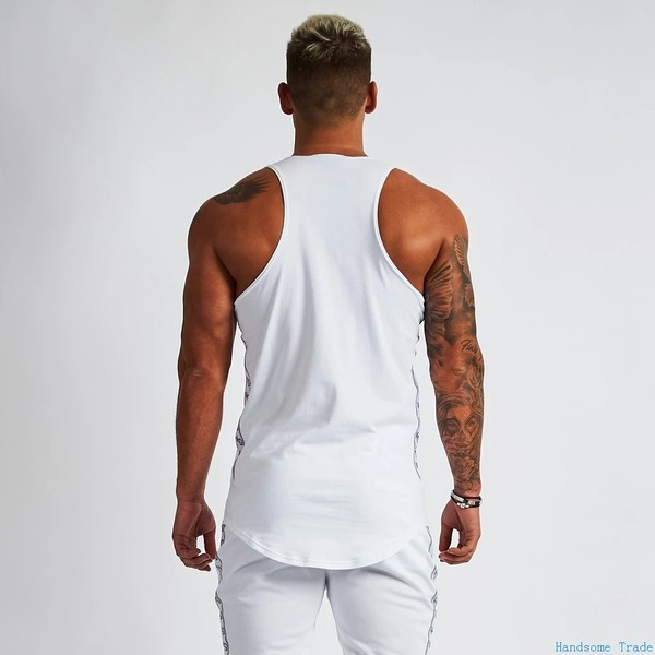 Kahes värvitoonis pealdisega meeste sporttank