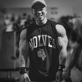 Ανδρικό casual φανελάκι με οβάλ λαιμόκοψη και επιγραφή