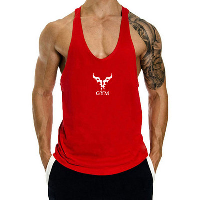 Férfi felső felirattal