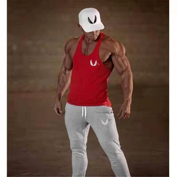 Väljalõigatud mudel meeste topp igapäevaseks ja sportimiseks