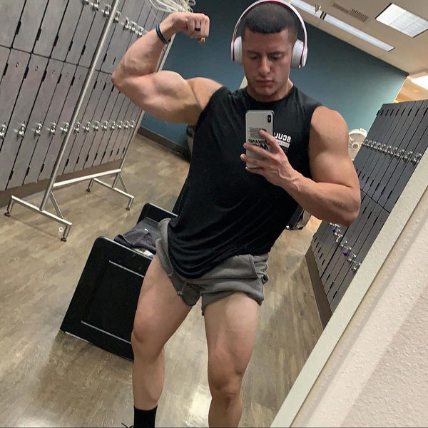 Βαμβακερό φανελάκι γυμναστικής με φαρδιές τιράντες