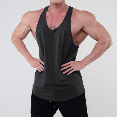 Μονόχρωμο ανδρικό φανελάκι με στρογγυλή λαιμόκοψη - κατάλληλο για σπορ