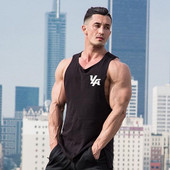 Ümara kaelusega meeste topp – mitut värvi