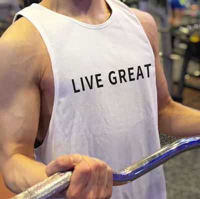 Ανδρικό αθλητικό φανελάκι με επιγραφή - τρία χρώματα