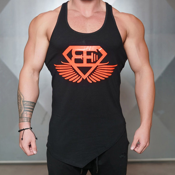 Įvairių spalvų vyriškas sportinis batas