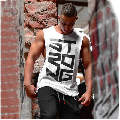 Ανδρικό σπορ φανελάκι casual με οβάλ λαιμόκοψη και επιγραφή