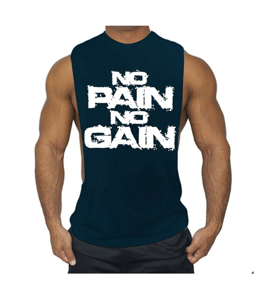 Спортен мъжки потник с надпис и овално деколте