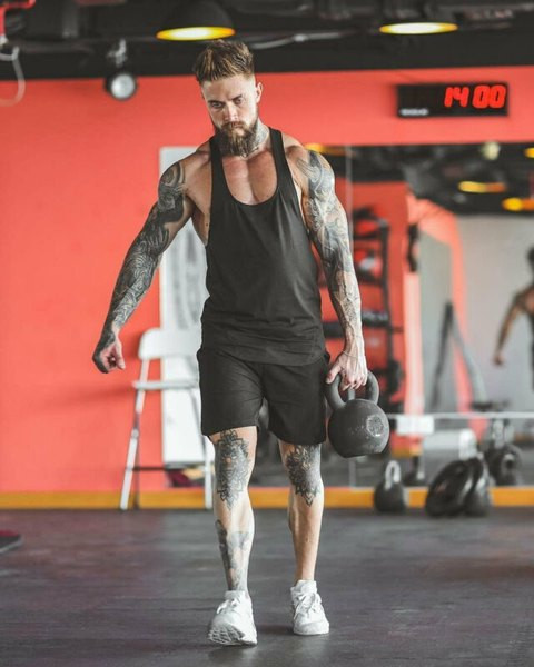 Nový model pánskeho športového tielka