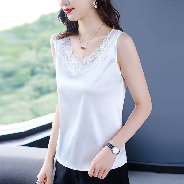 Дамски потник с овално деколте и бродерия нов модел