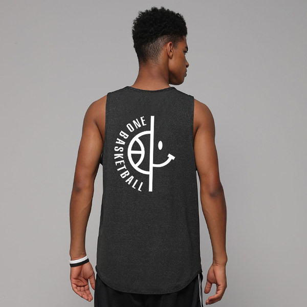 Meeste vabaaja topis kirjadega - erinevad värvid