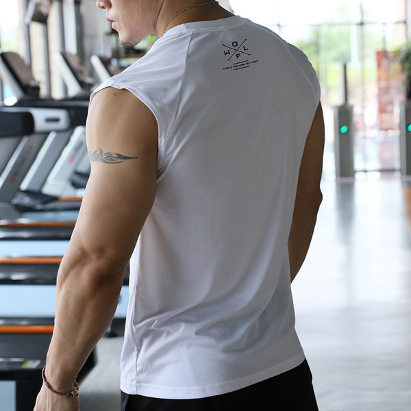 Καθημερινό φανελάκι με επιγραφή και οβάλ λαιμόκοψη