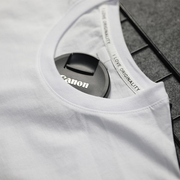 Alkalmi férfi felső ovális nyakkivágással