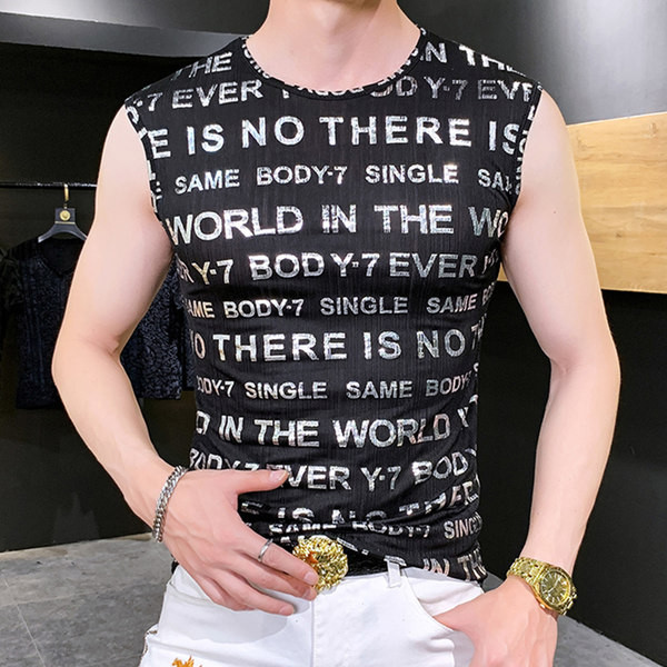 Moodne ümara kaelusega meeste topp