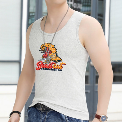 Férfi felső mintával és ovális nyakkivágással mindennapi használatra