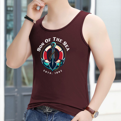 Μοντέρνο casual ανδρικό φανελάκι με πολύχρωμη απλικέ και επιγραφή