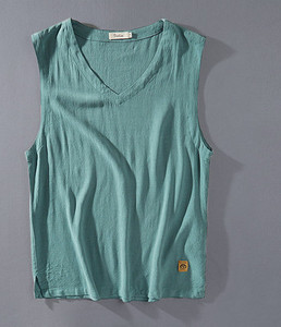 Ανδρικό φανελάκι με λαιμόκοψη